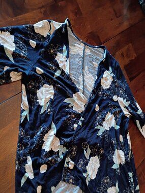 Torrid Super Soft Black Floral Ruched Cardigan Top
